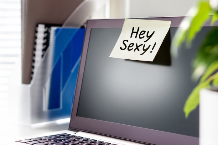 Hey sexy note on a computer