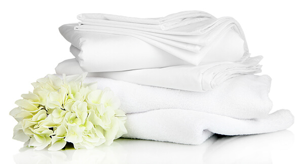 white-sheets-with-flowers