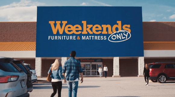 Weekends Only Store Front