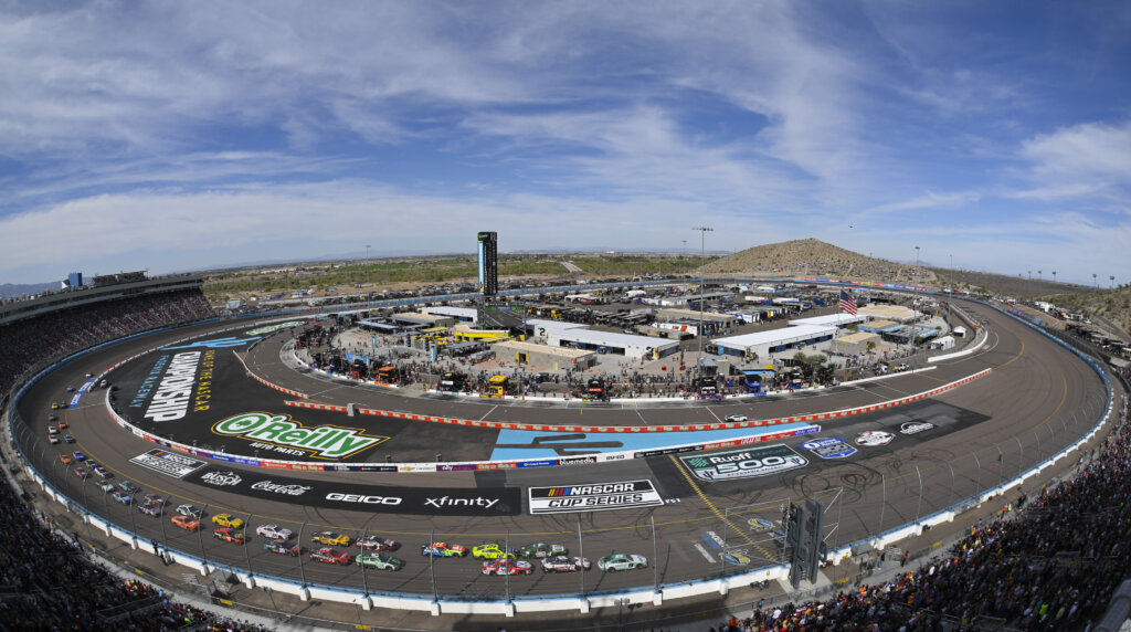Phoenix International Raceway was the venue for King Koil’s Drive to Thrive event, hosting kids from the Boys and Girls Club for a day of racing fun.